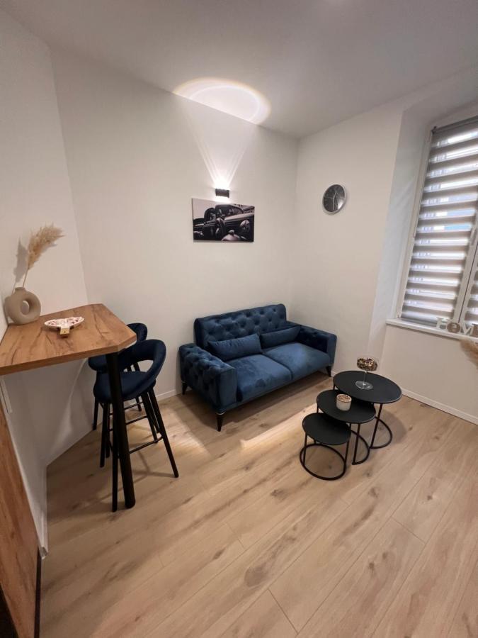 La Guardia Apartment