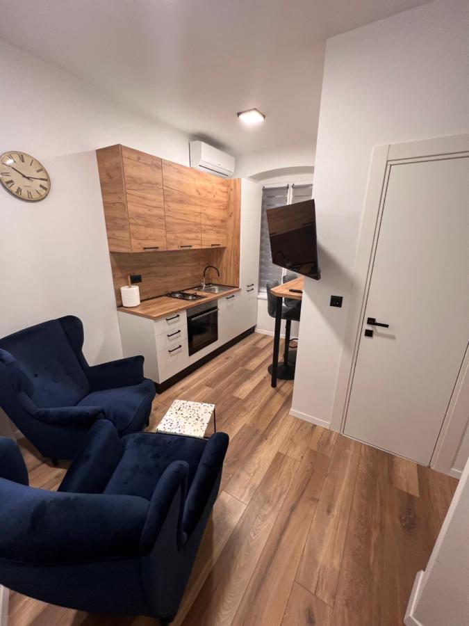 La Guardia Apartment *